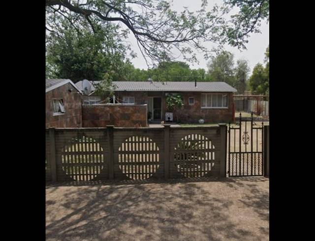 3 BEDROOM HOUSE FOR SALE IN SASOLBURG EXT 12